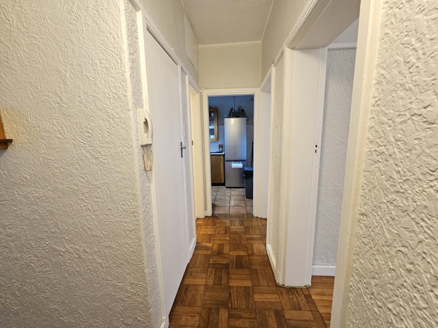 To Let 1 Bedroom Property for Rent in Gardens Western Cape